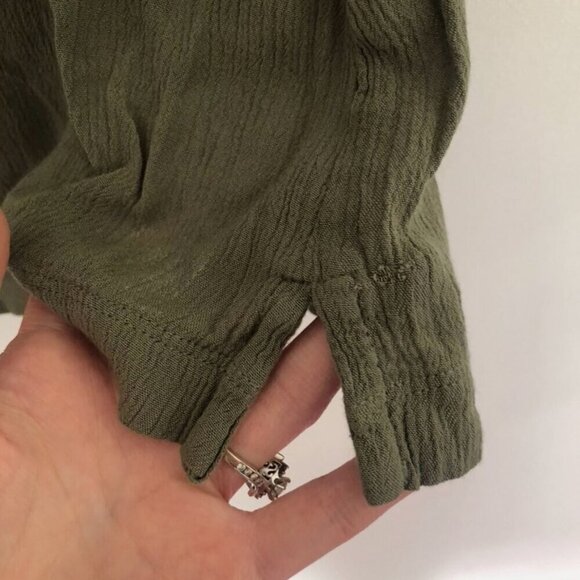 BUFFALO DAVID BITTON V-Neck Short Cap Sleeve Top Solid Olive Green Boho Small S - Picture 8 of 14